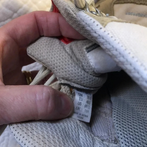 UK Gear PT-03 hot terrain running shoe with free gators and spare laces - Picture 13 of 13